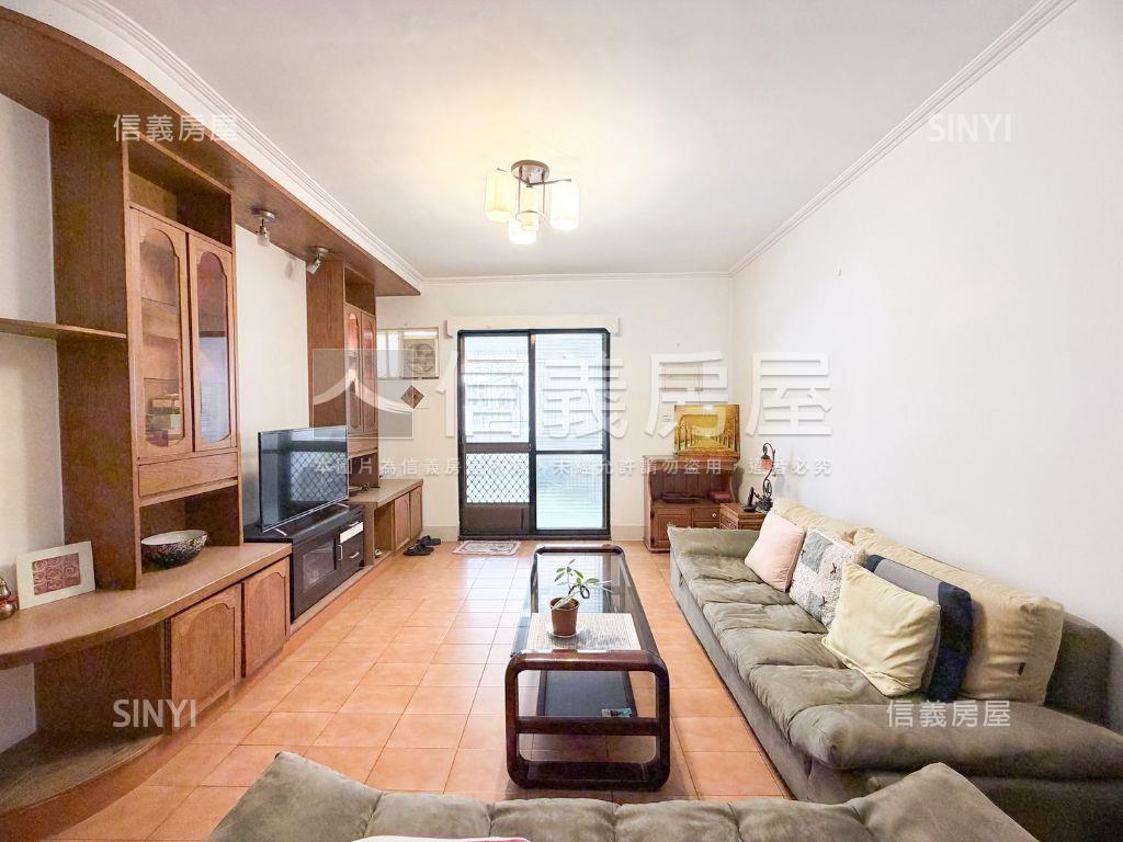 巨蛋捷運日光木語美三房房屋室內格局與周邊環境