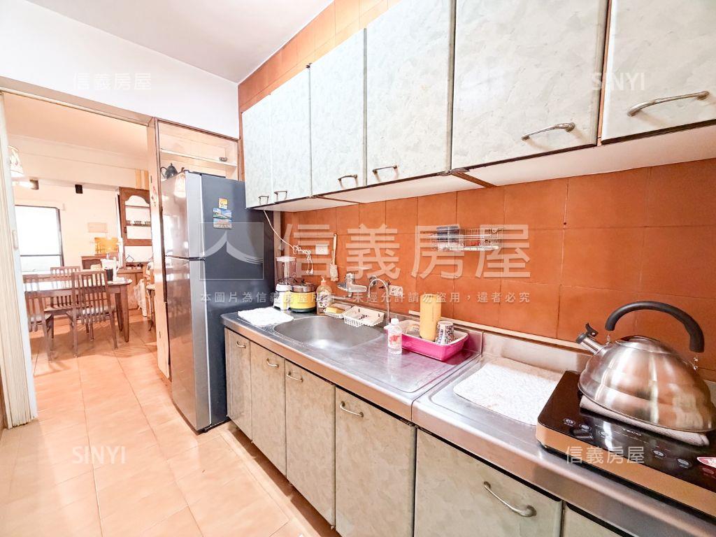 巨蛋捷運日光木語美三房房屋室內格局與周邊環境