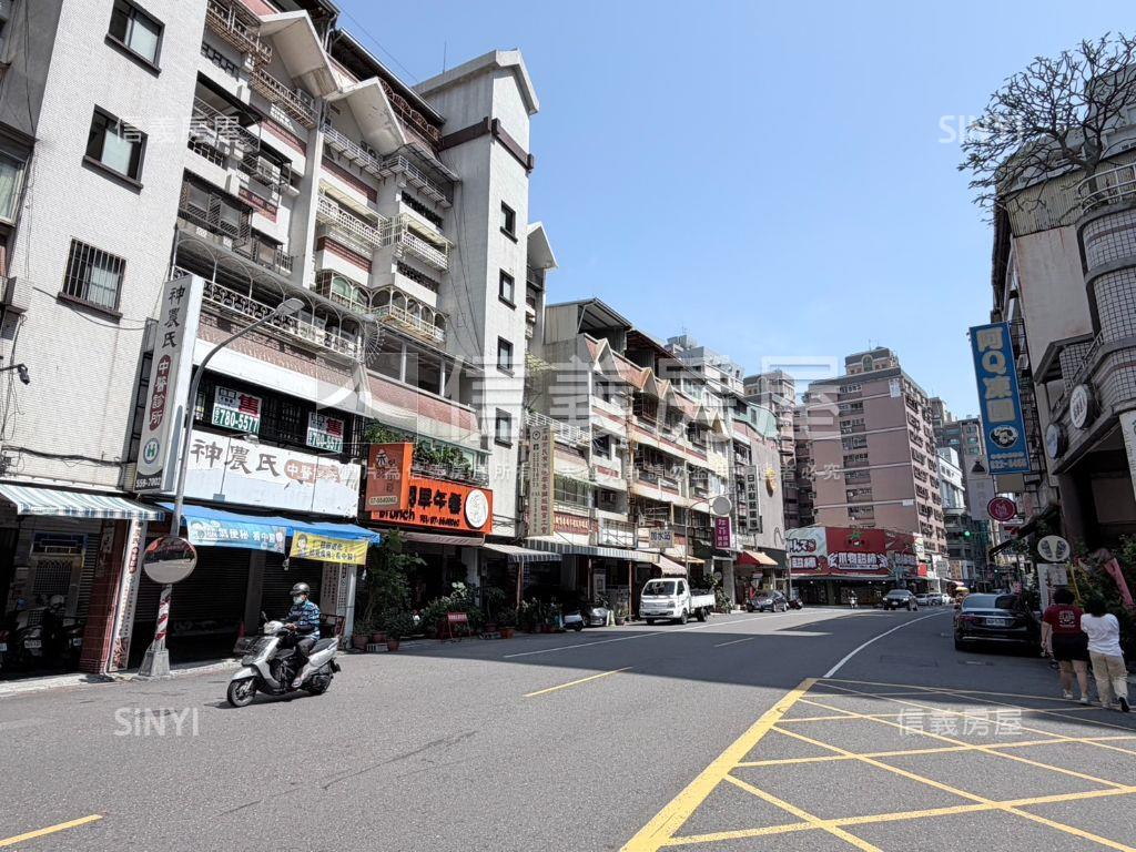 巨蛋捷運日光木語美三房房屋室內格局與周邊環境