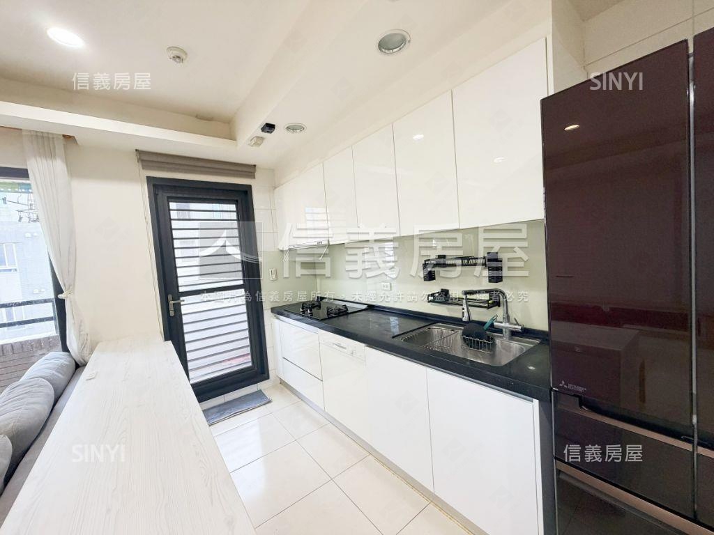 中港首璽朝南高樓美屋房屋室內格局與周邊環境