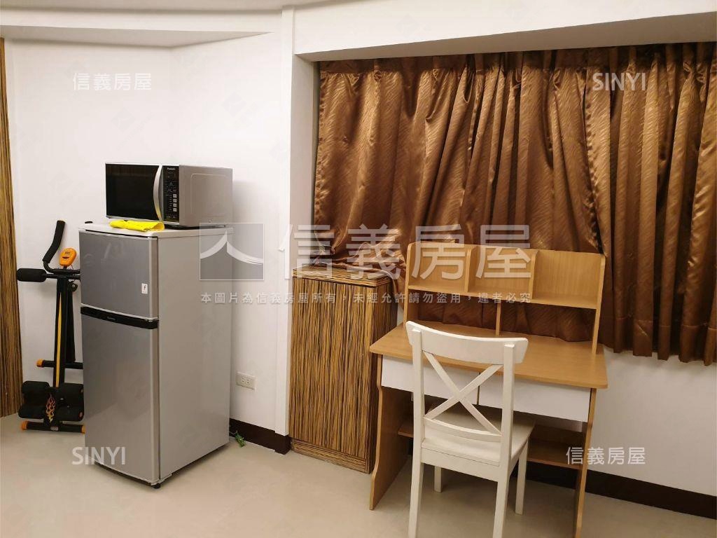 低總價稀有電梯套房房屋室內格局與周邊環境