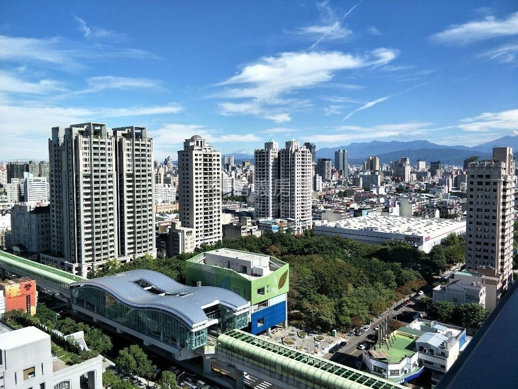文南仰真，頂級視野裝潢戶房屋室內格局與周邊環境