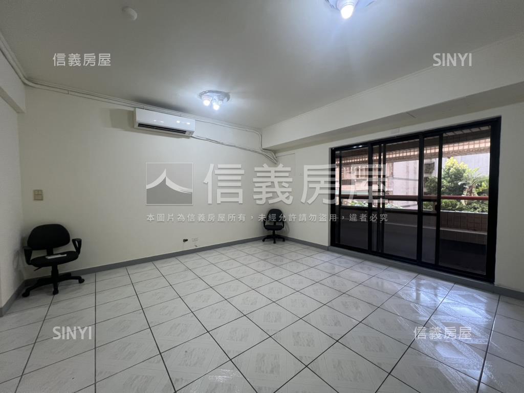 羅曼羅蘭藝術廣場三房車位房屋室內格局與周邊環境