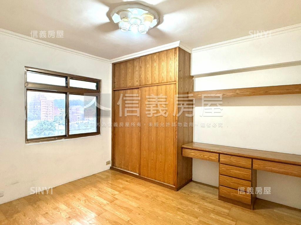 稀有溪城邊間三房房屋室內格局與周邊環境