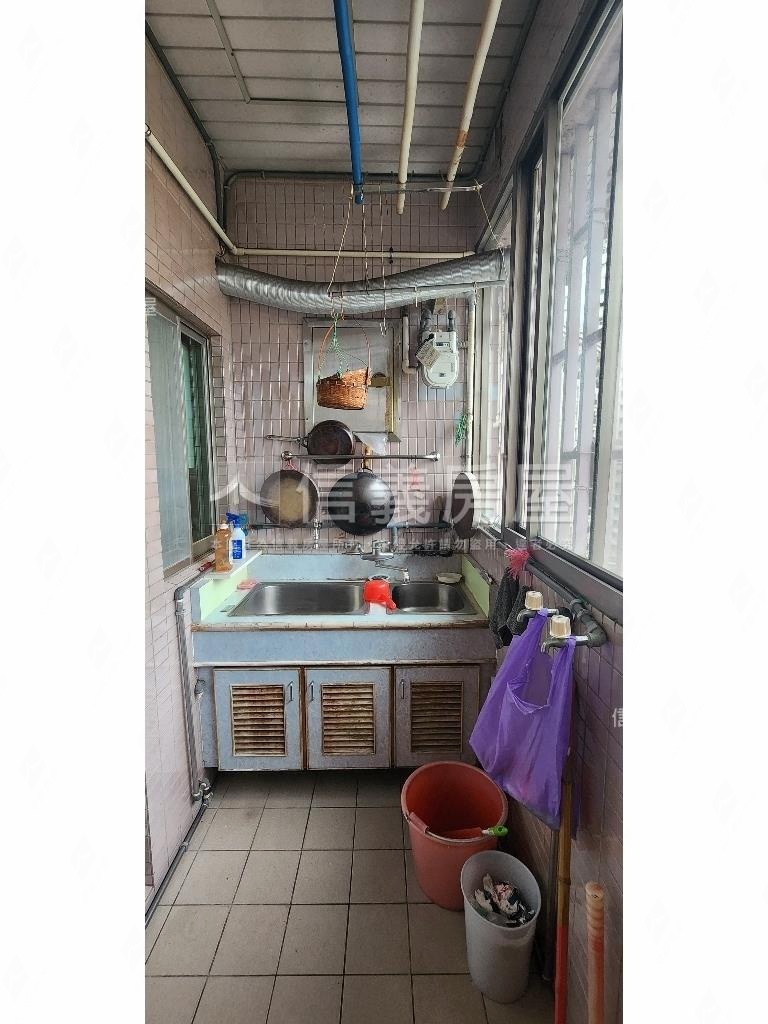 國際名紳後棟景觀房屋室內格局與周邊環境
