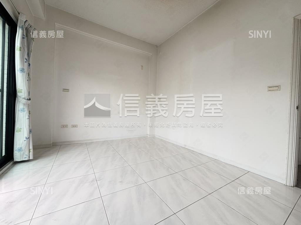 善化｜陽光加州美車墅房屋室內格局與周邊環境