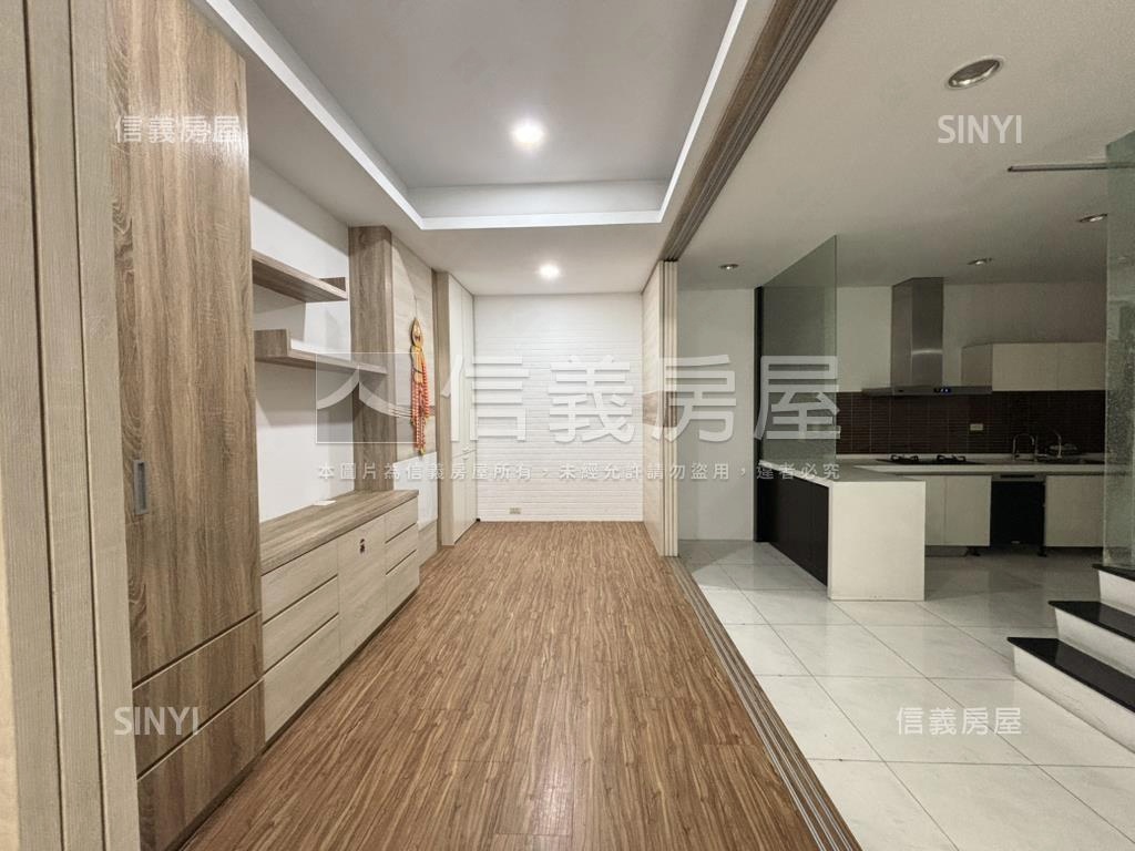 善化｜陽光加州美車墅房屋室內格局與周邊環境