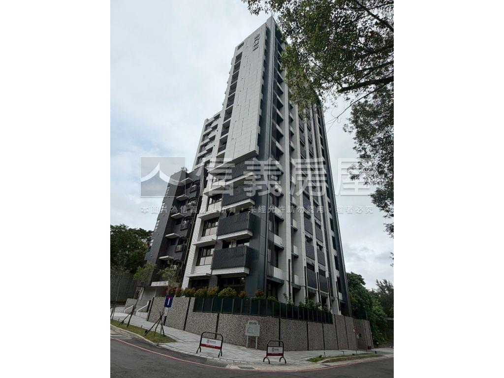 沐極兩房電梯車位房屋室內格局與周邊環境