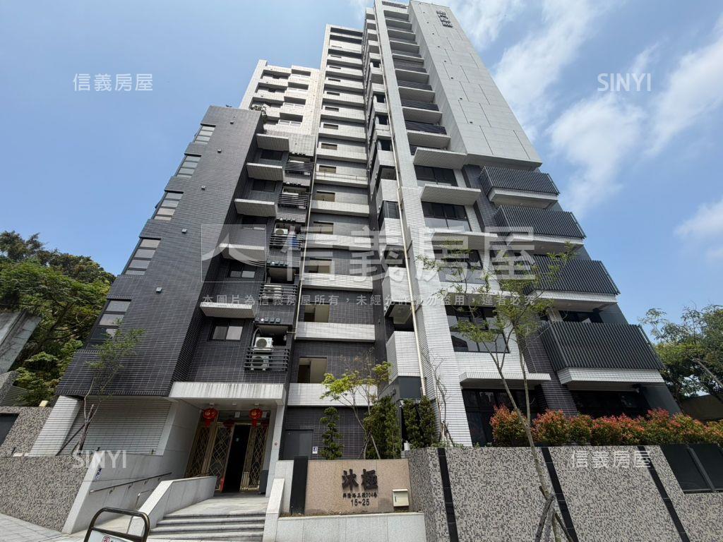 沐極兩房電梯車位房屋室內格局與周邊環境