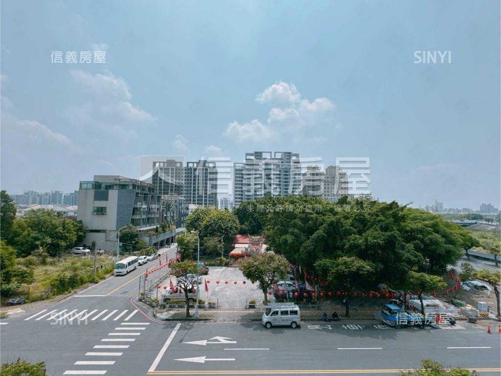 面樹海住二朝南電梯豪墅房屋室內格局與周邊環境