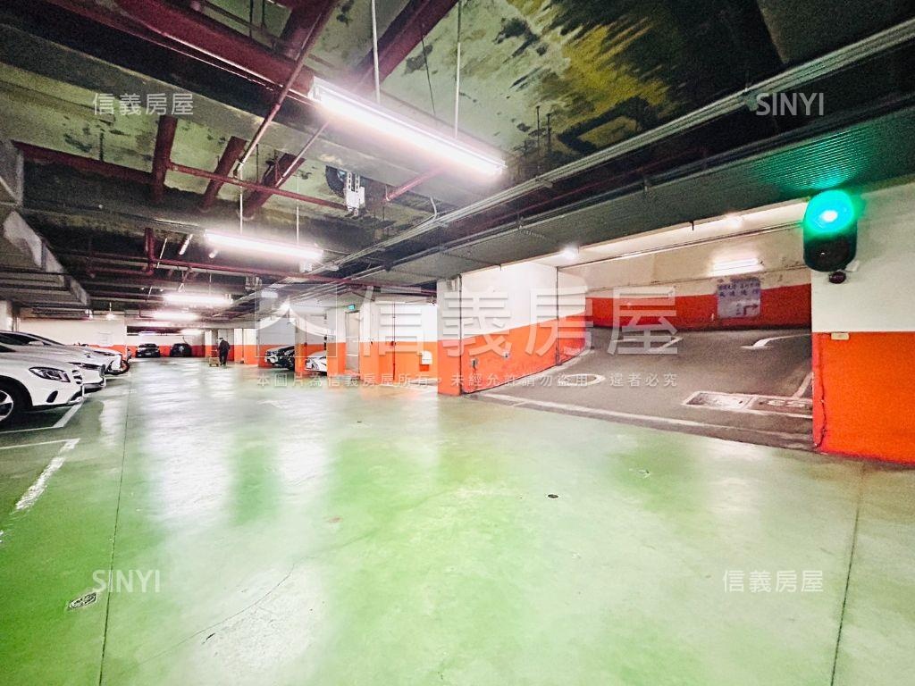 晴光３房・內湖捷運景觀宅房屋室內格局與周邊環境