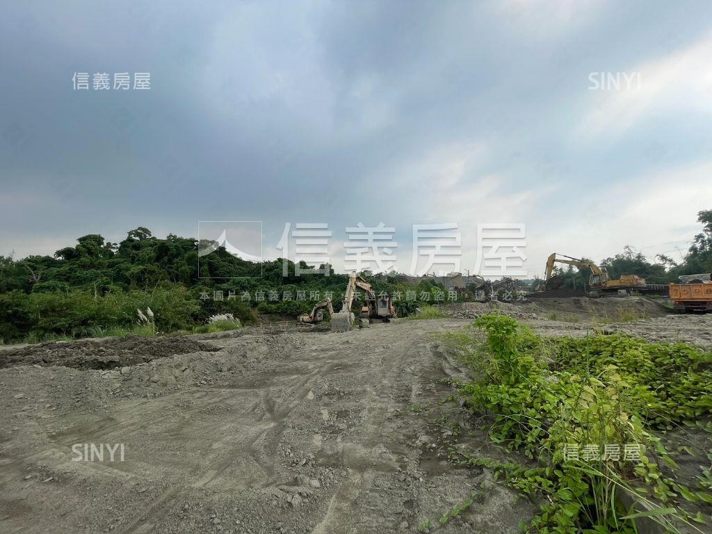 大寮土地四單位房屋室內格局與周邊環境
