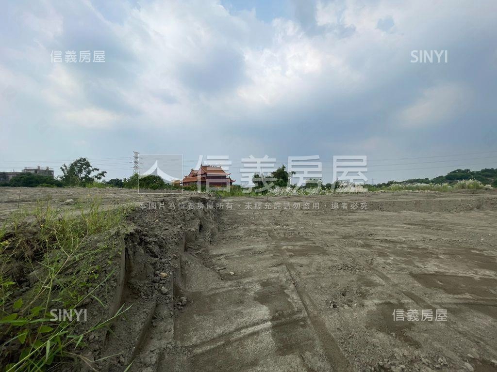 大寮土地四單位房屋室內格局與周邊環境