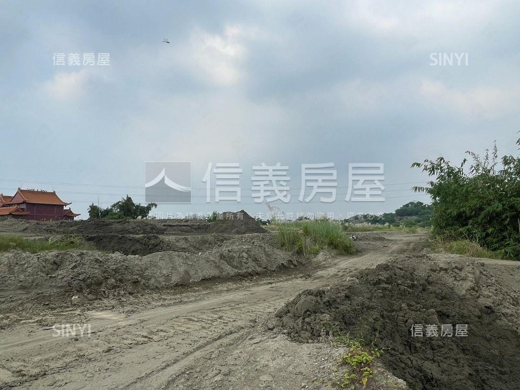 大寮土地四單位房屋室內格局與周邊環境
