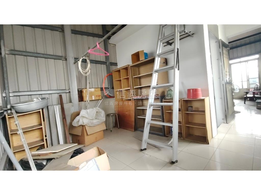 五甲騎樓正街美透天房屋室內格局與周邊環境