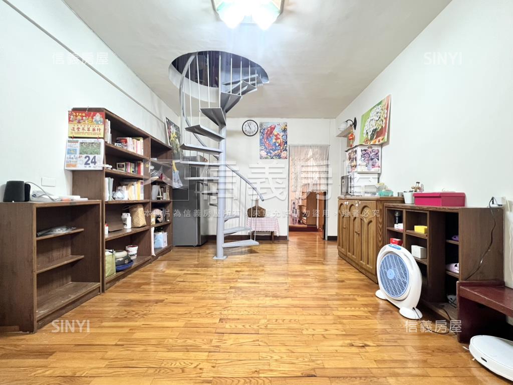 中正邊間．陽光書香美寓房屋室內格局與周邊環境