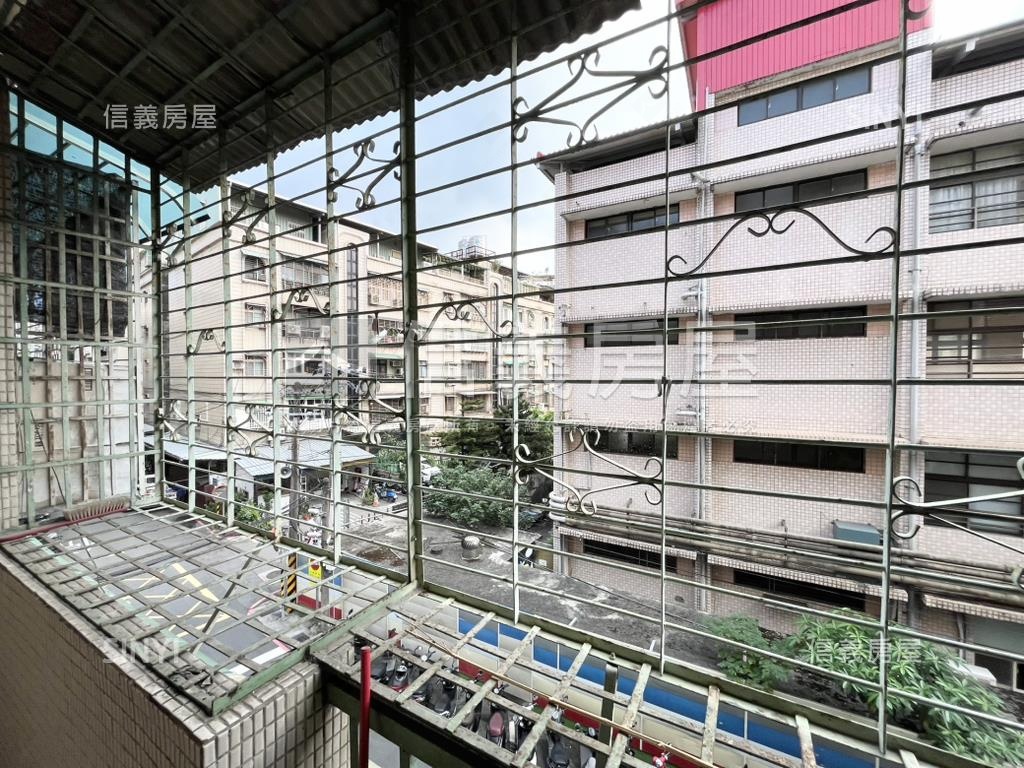 屋主誠售｜低總價三樓房屋室內格局與周邊環境