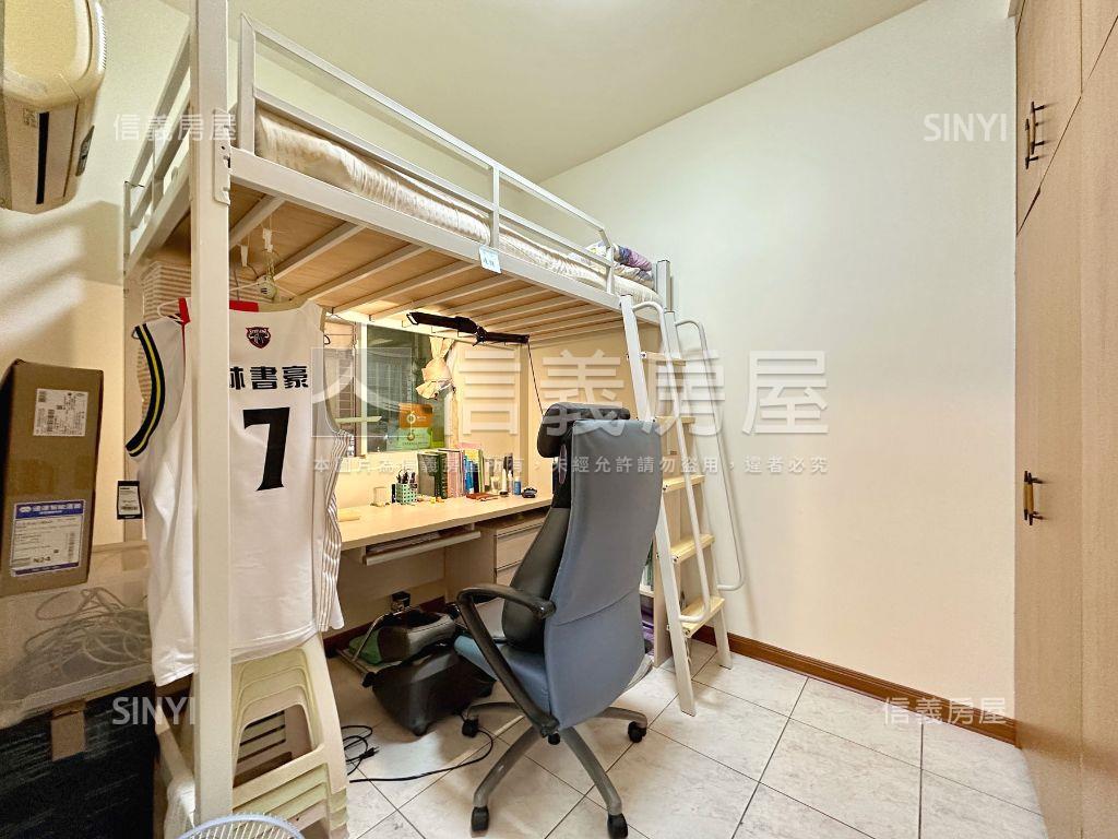 日成佳人●樓中樓房屋室內格局與周邊環境