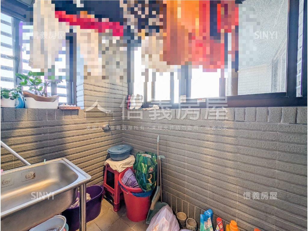 閱世界稀有帝王大戶豪邸房屋室內格局與周邊環境