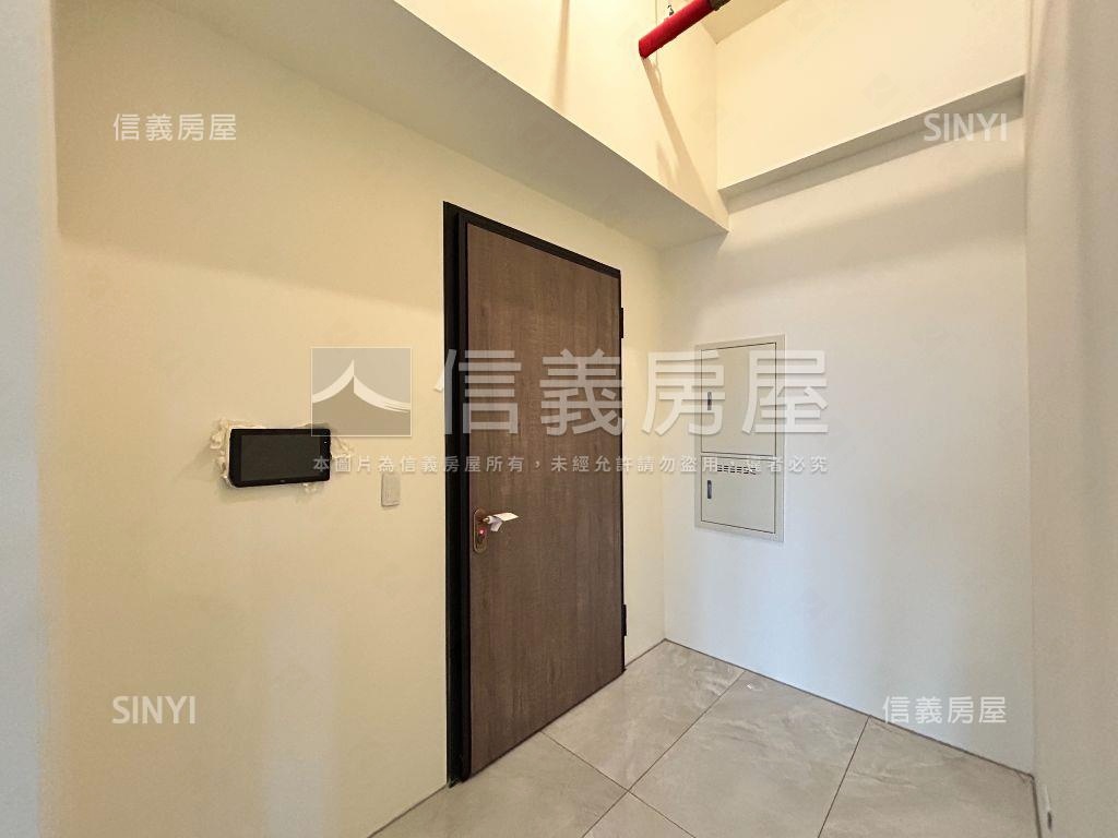 大陸工程河岸山景景觀戶房屋室內格局與周邊環境