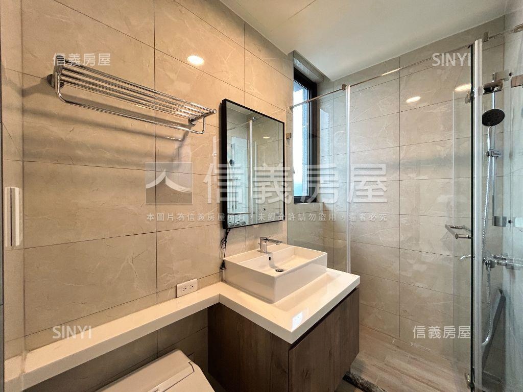 大陸工程河岸山景景觀戶房屋室內格局與周邊環境