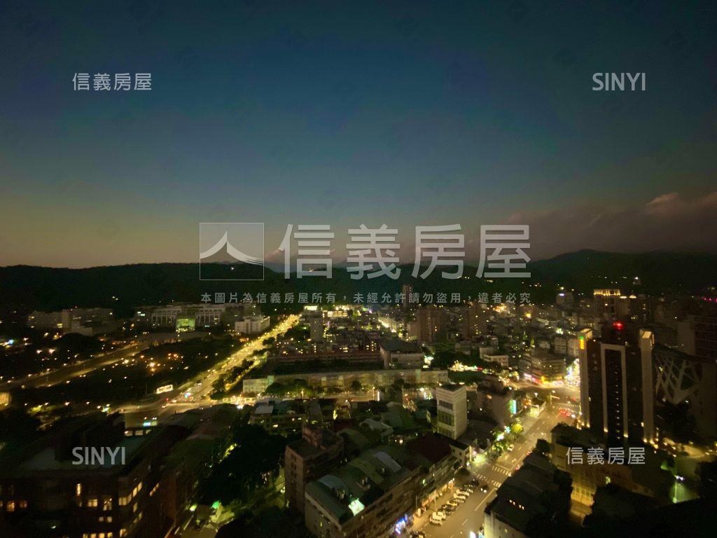 大陸工程河岸山景景觀戶房屋室內格局與周邊環境