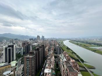 大陸工程河岸山景景觀戶