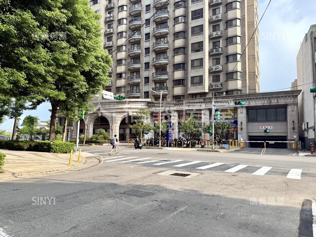 麗朵裝潢幸運七樓三房車位房屋室內格局與周邊環境