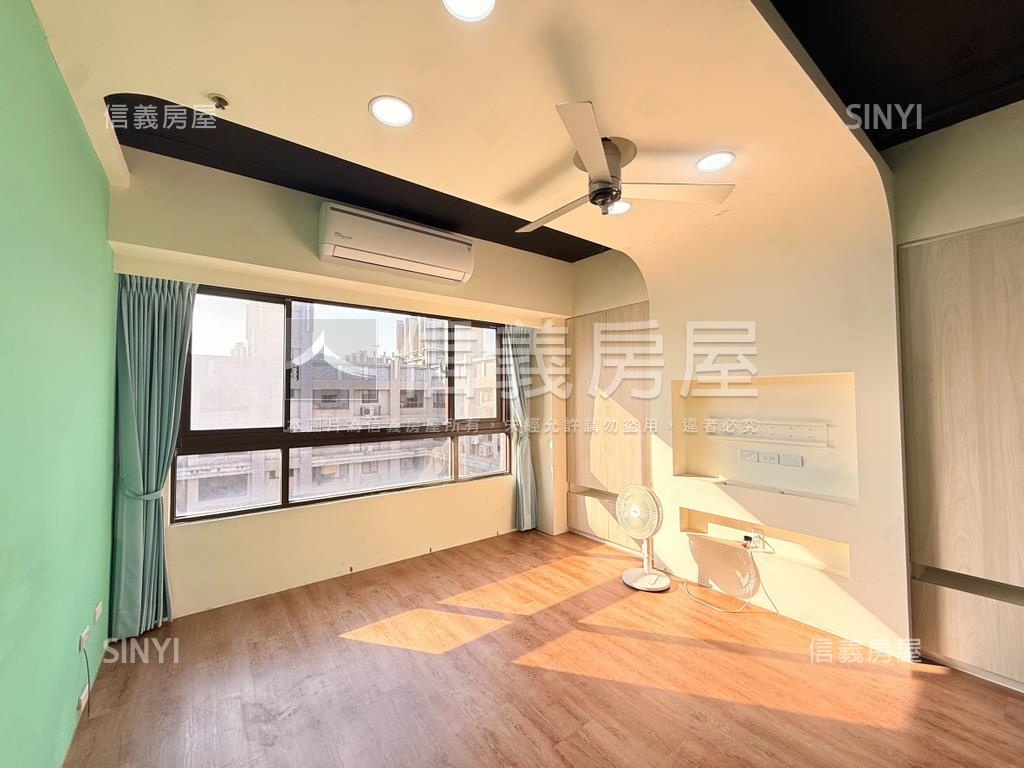 專任！帝王美妝３＋１車位房屋室內格局與周邊環境