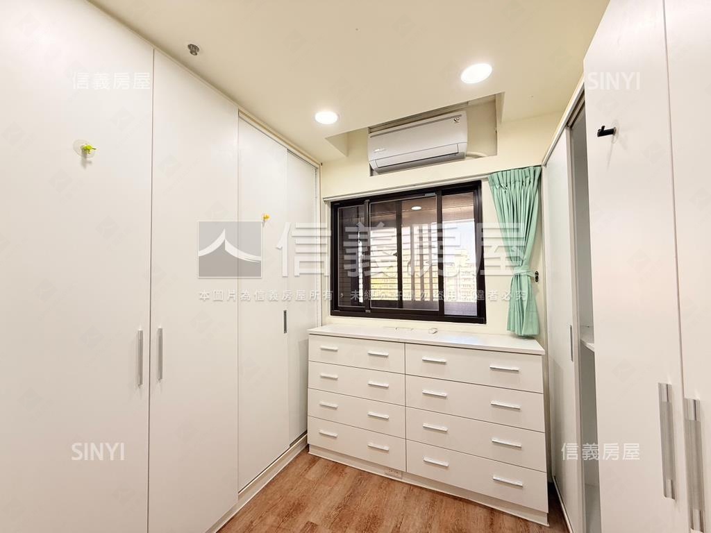 專任！帝王美妝３＋１車位房屋室內格局與周邊環境