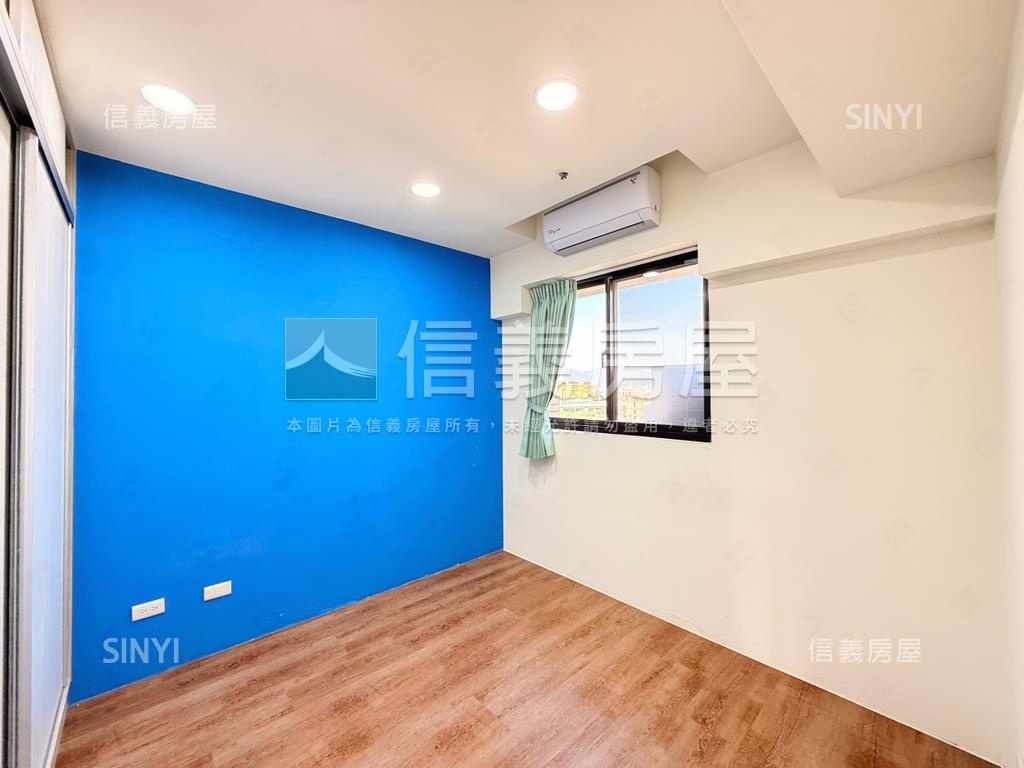 專任！帝王美妝３＋１車位房屋室內格局與周邊環境