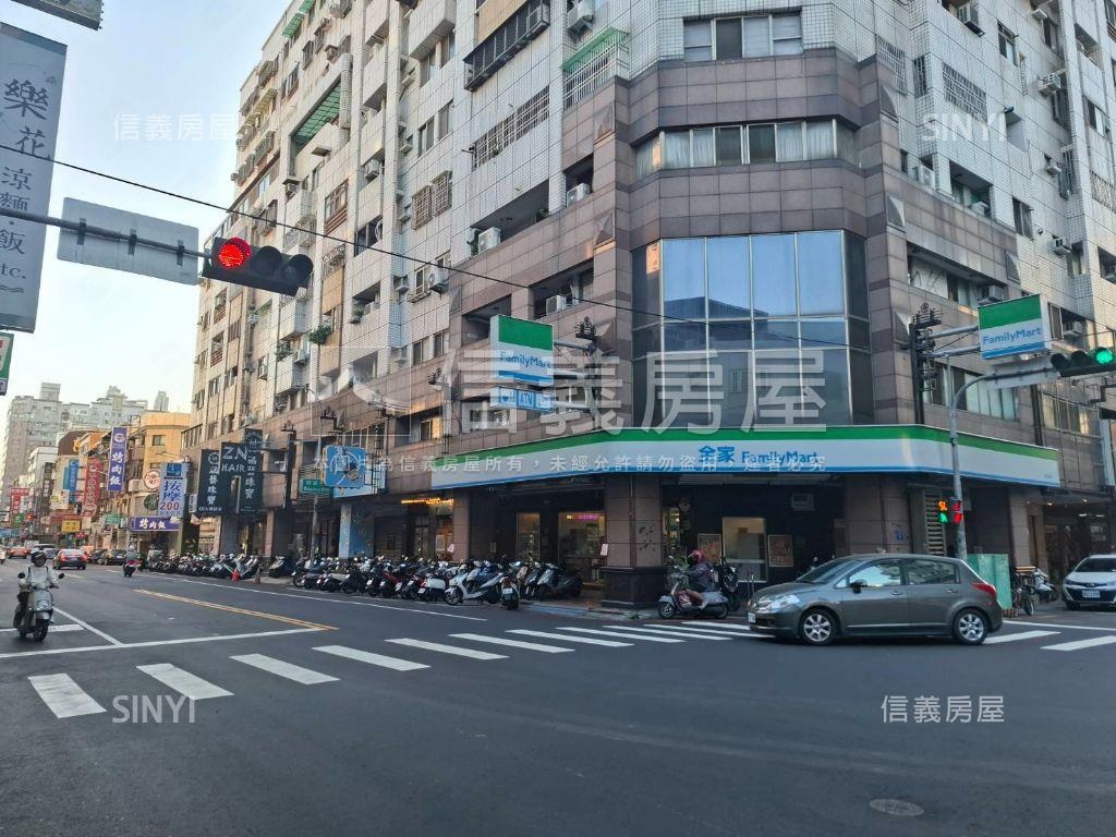 正精誠路熱鬧商圈金透店房屋室內格局與周邊環境