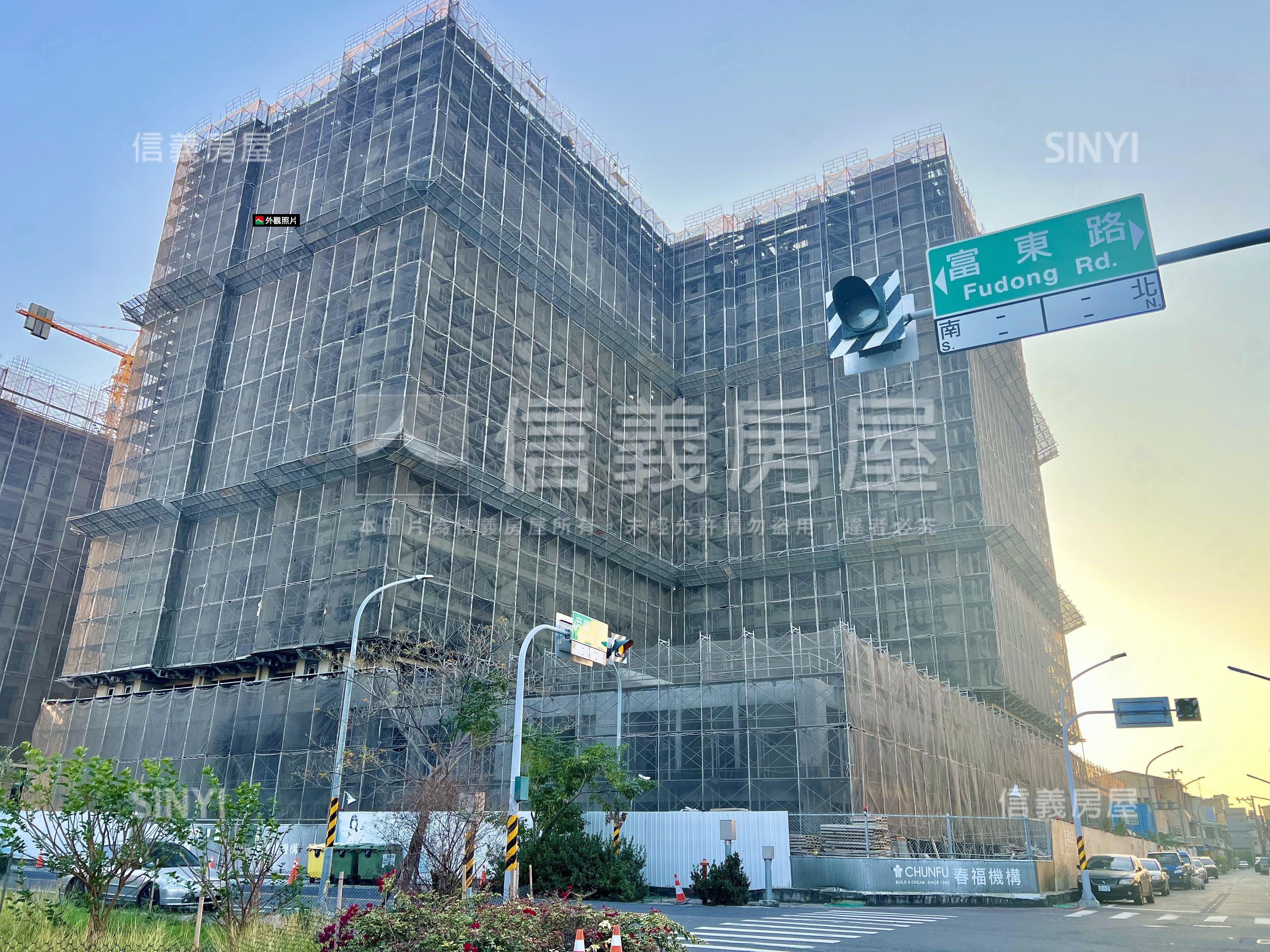 海佃國中小金店面雙車位房屋室內格局與周邊環境