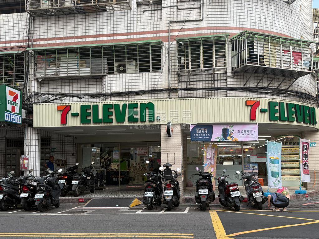 （專）富爸爸來財來財店面房屋室內格局與周邊環境