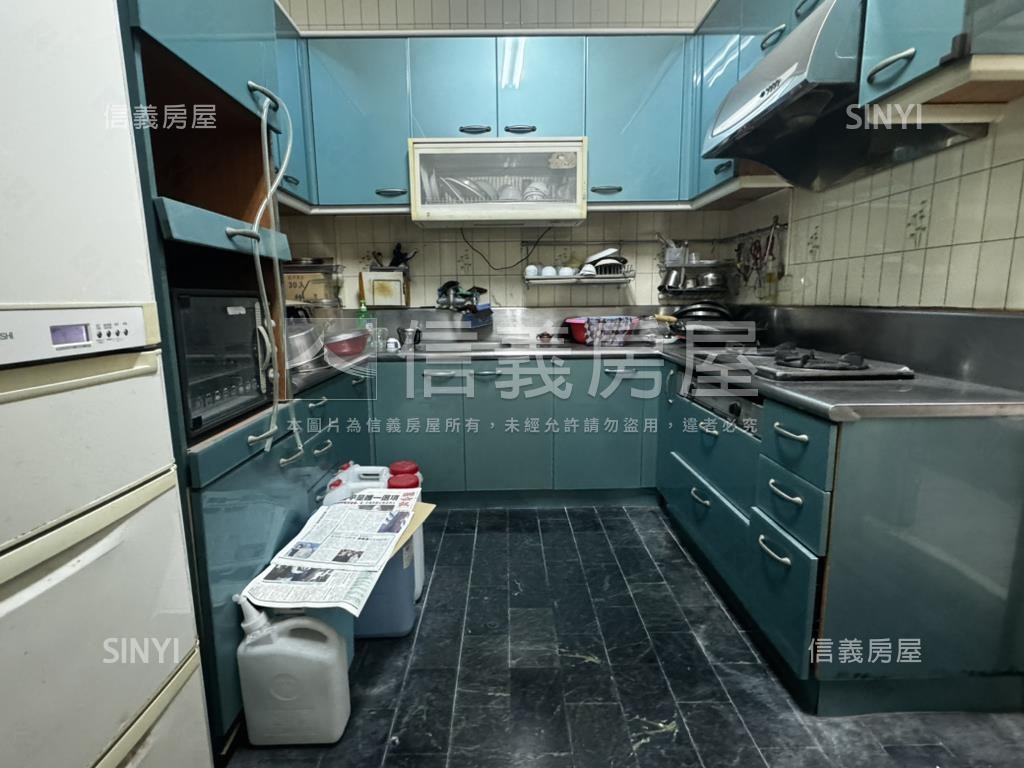 仁德土庫路店面房屋室內格局與周邊環境