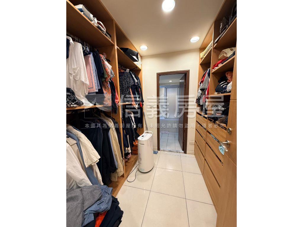 三代同堂名軒山莊透天美宅房屋室內格局與周邊環境