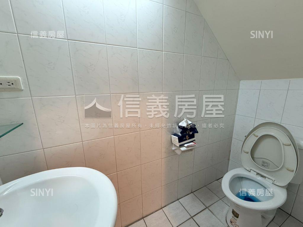 三代同堂名軒山莊透天美宅房屋室內格局與周邊環境