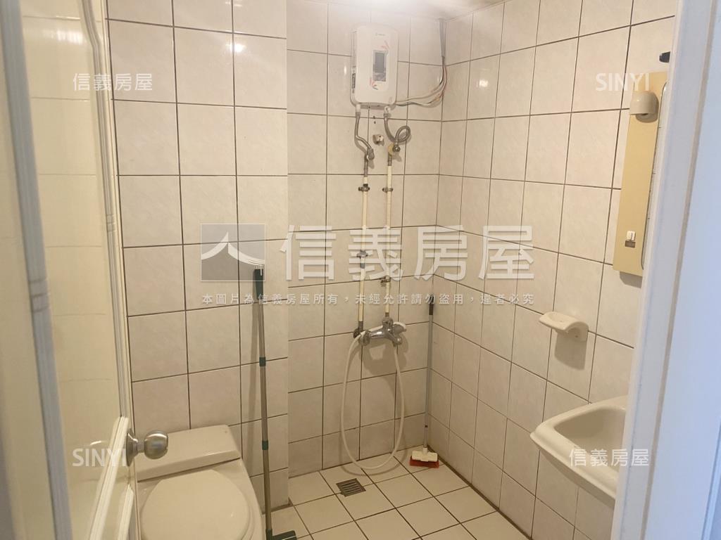 美景星雲力霸國鼎高樓房屋室內格局與周邊環境