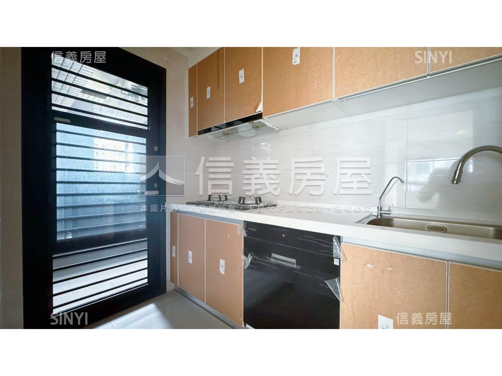富宇峰景視野三房平車房屋室內格局與周邊環境