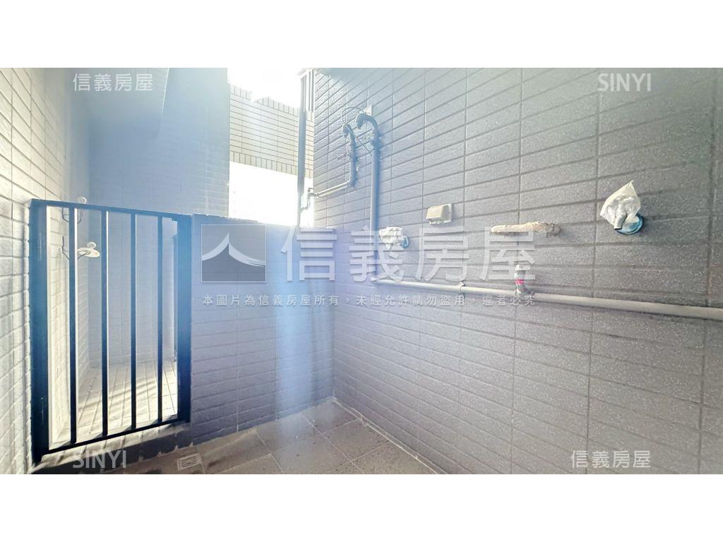 富宇峰景視野三房平車房屋室內格局與周邊環境