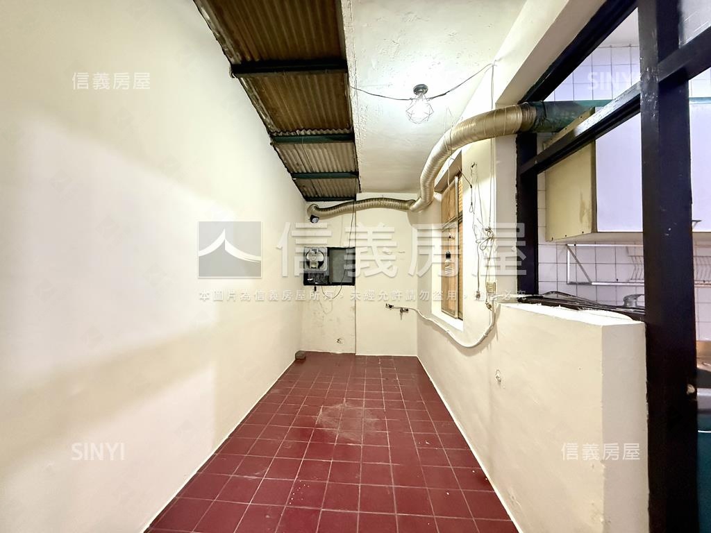 ★新埔捷運方正３樓美寓房屋室內格局與周邊環境