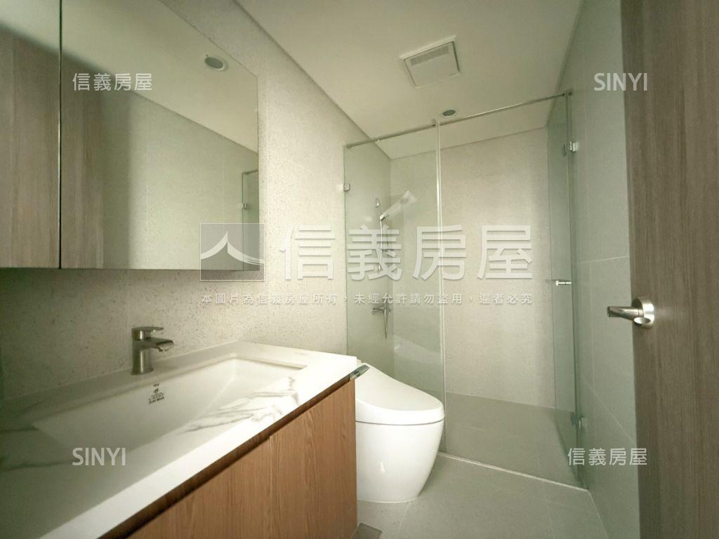 全新未住順天蘊華臨路別墅房屋室內格局與周邊環境