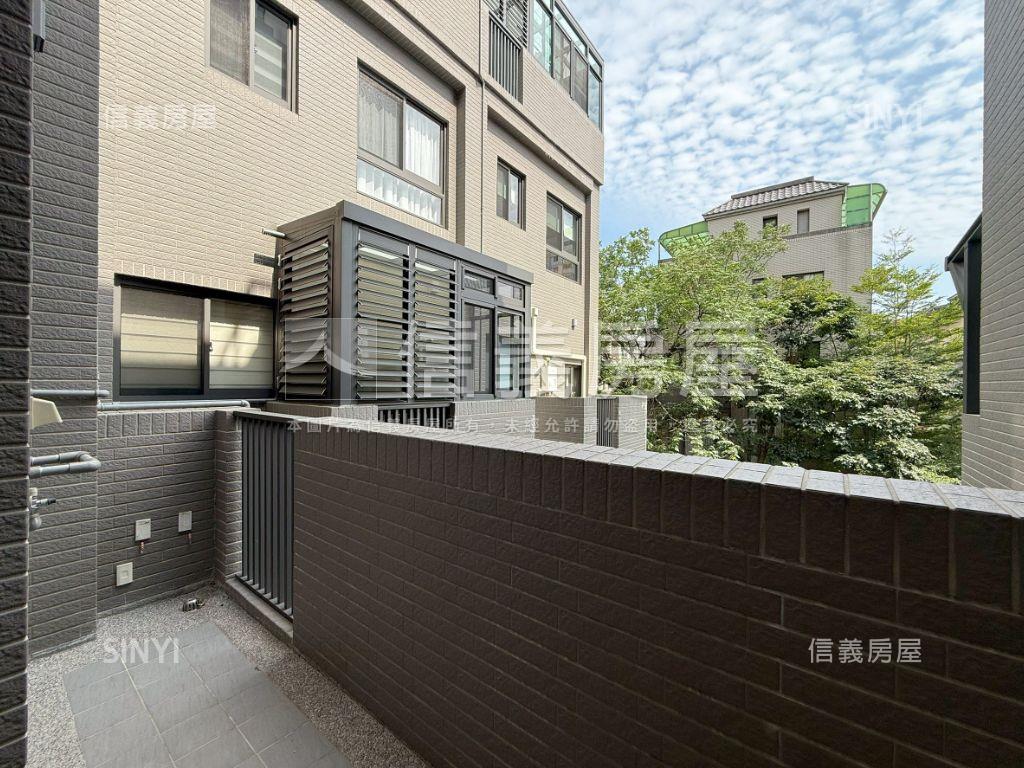 全新未住順天蘊華臨路別墅房屋室內格局與周邊環境