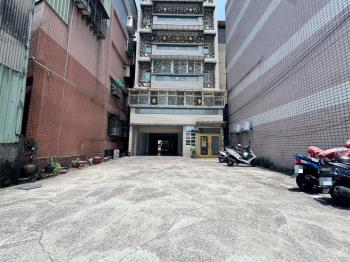 金龍鈔集一樓