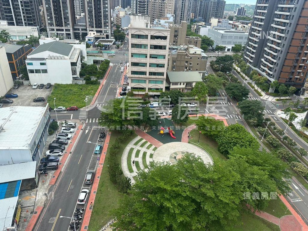 東方之星面公園雙車位房屋室內格局與周邊環境
