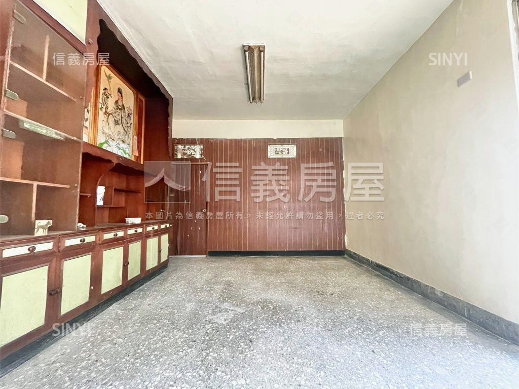 板橋公寓３房房屋室內格局與周邊環境