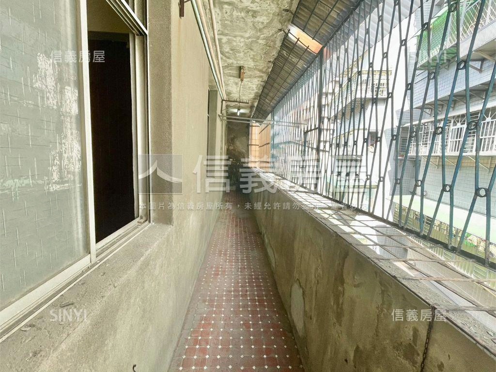 板橋公寓３房房屋室內格局與周邊環境