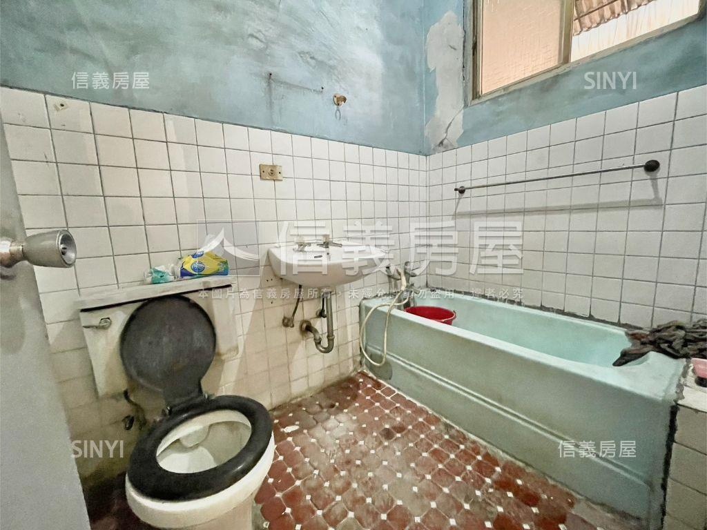 板橋公寓３房房屋室內格局與周邊環境