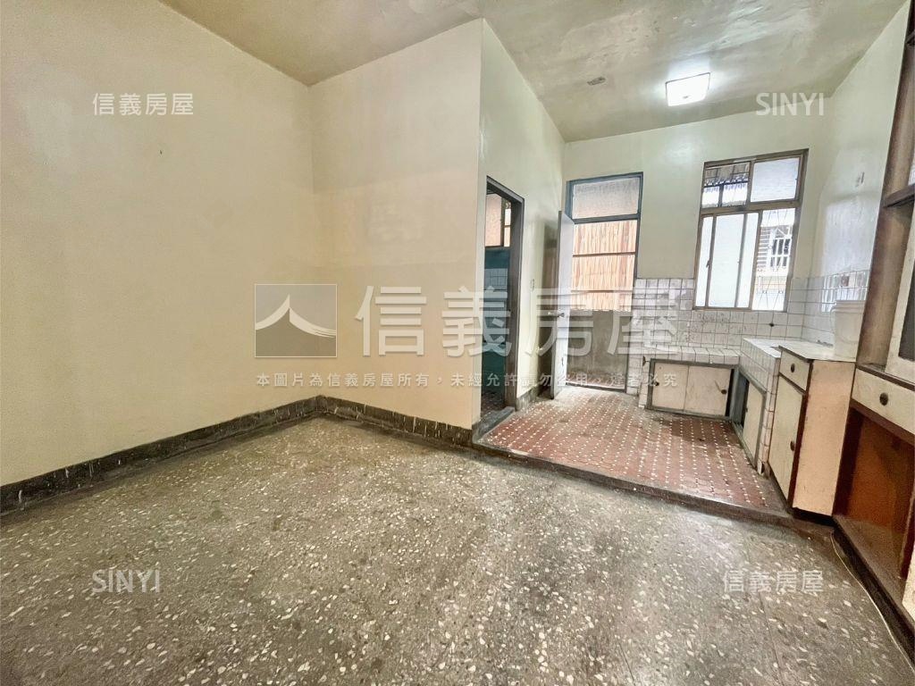 板橋公寓３房房屋室內格局與周邊環境