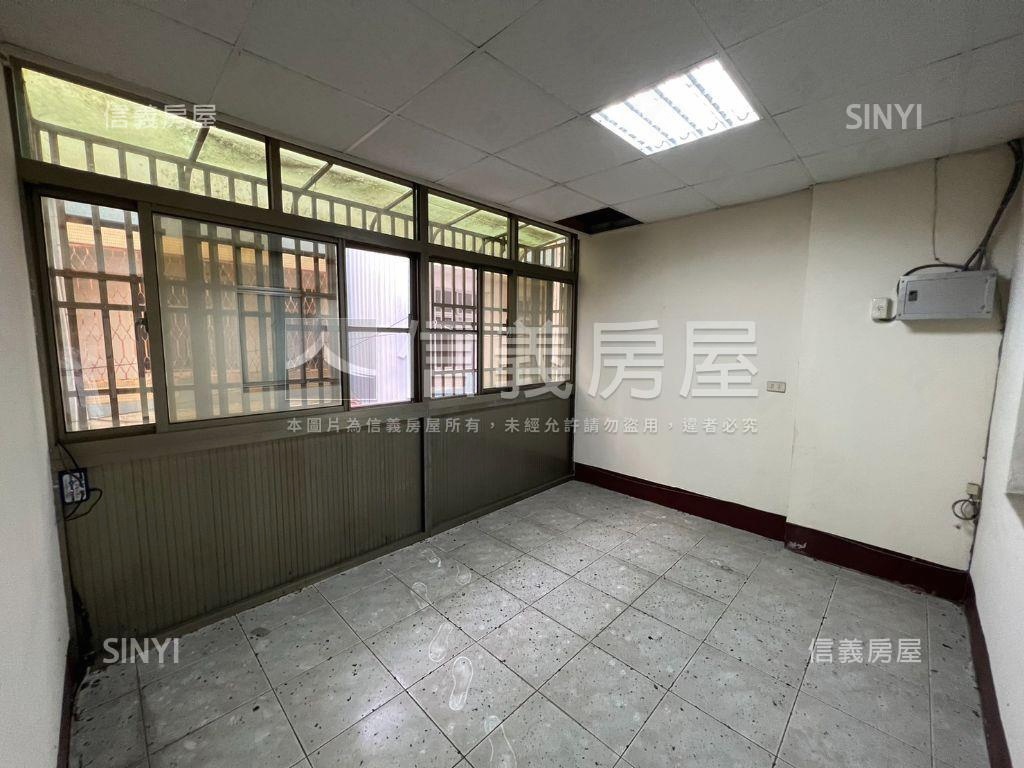 古色古香靜巷透天房屋室內格局與周邊環境
